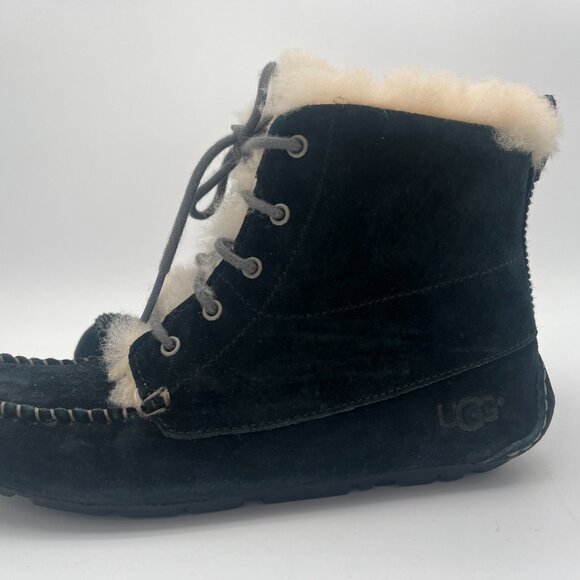 Ugg Chickaree black suede sheepskin bootie tie up plush mocassin Women's size 6 - Picture 4 of 11